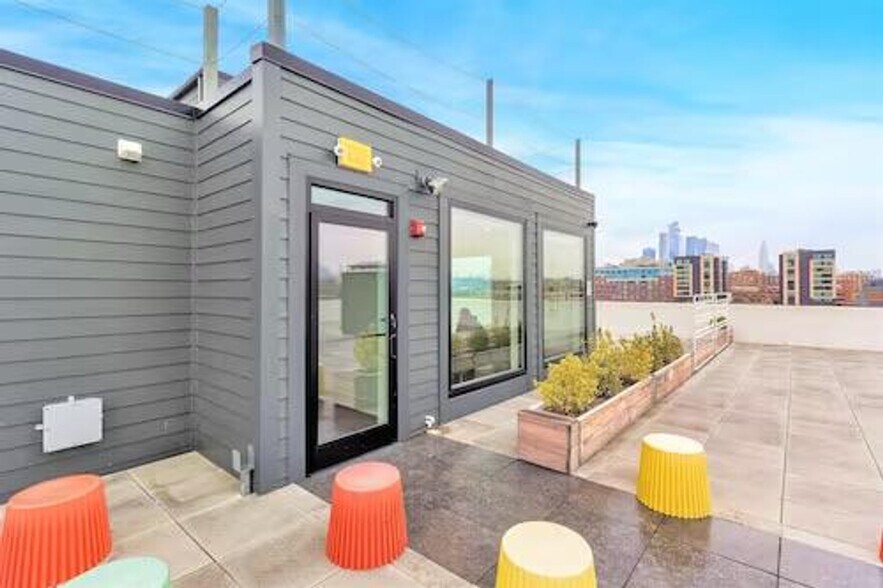 Building Photo - 1424 Adams St