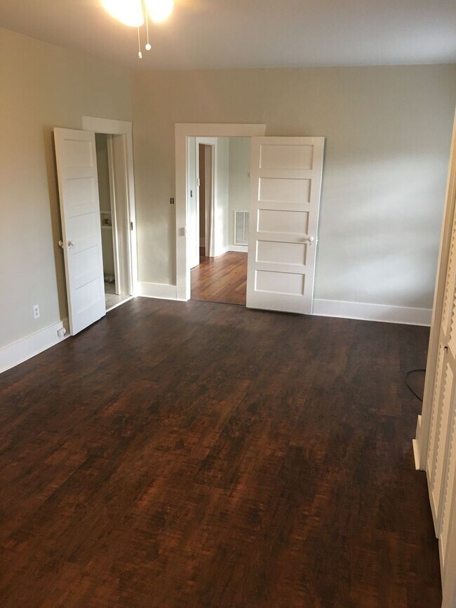 Building Photo - Large 3/1 House near Shannon $1,395