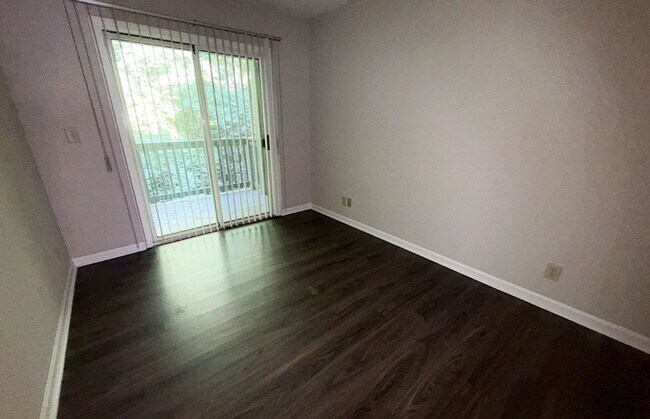 Building Photo - 3227 Bishop St