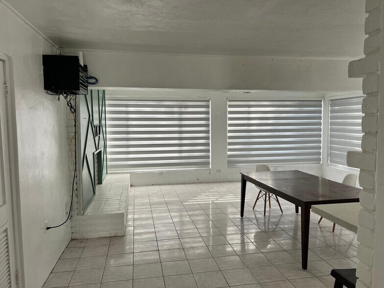 Den with Remote Blinds - 620 NE 140th St