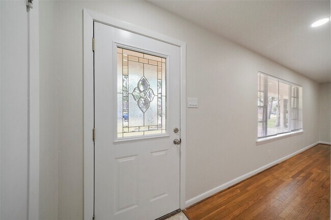 Building Photo - 10306 Eddystone Dr