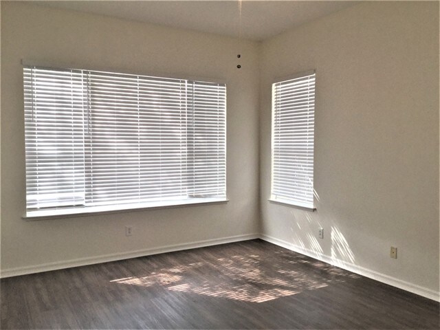 Building Photo - 1808 Sand Arbor Circle