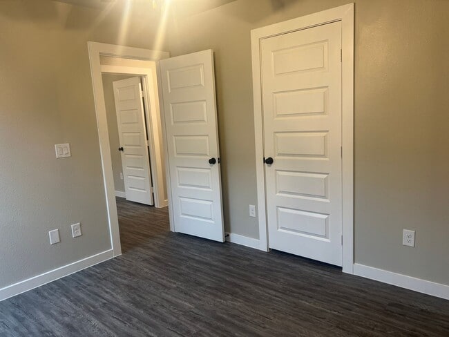 Building Photo - 3 bed 2 bath - Frenship ISD
