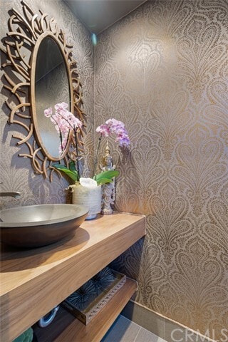 Building Photo - 16341 Hollywood Ln