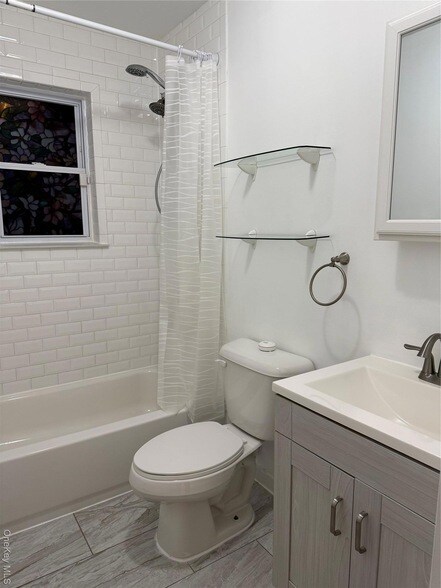 Building Photo - 2129 Julia Goldbach Ave