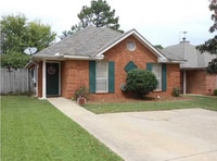 Building Photo - 8546 English Oak Loop