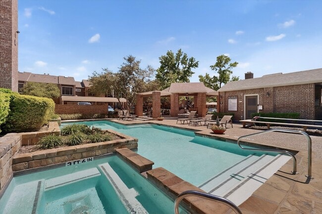 Building Photo - 5859 Frankford Rd