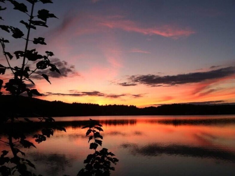 Primary Photo - 30 Laurel Dr