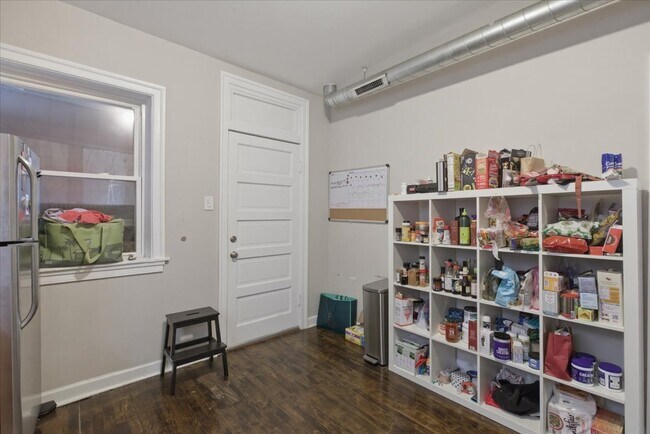 Building Photo - 1042 North Kedzie-1