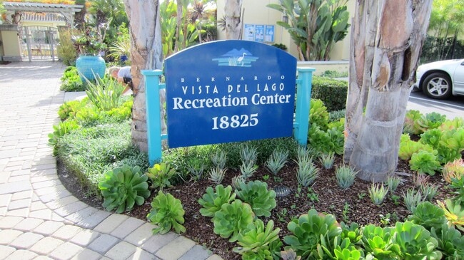 Building Photo - RANCHO BERNARDO - 2 BR RANCH BERNARDO CONDO WITH BEAUTIFUL VIEWS & RESORT STYLE AMENITIES & AC!