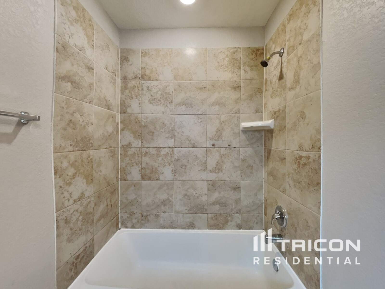 Building Photo - 5342 Castle Discordia St