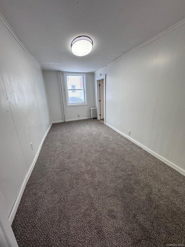 Building Photo - 20 Sycamore St