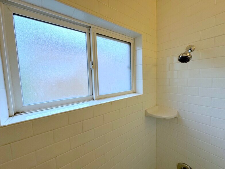 Building Photo - 11662 Sunset Blvd