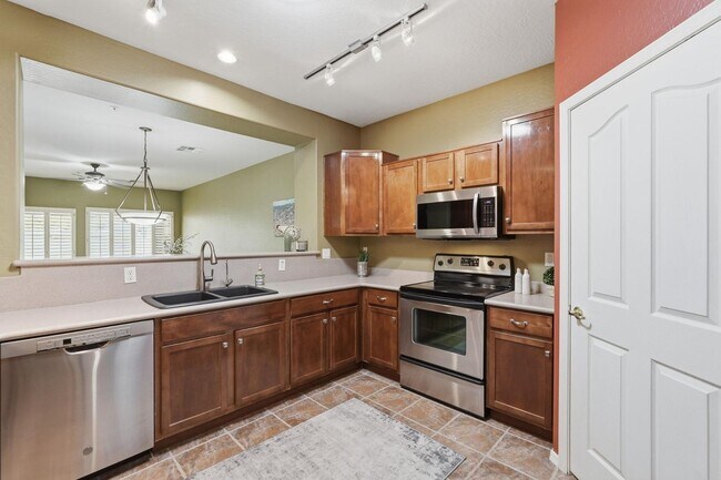 Building Photo - 11725 N Desert Crst Ln