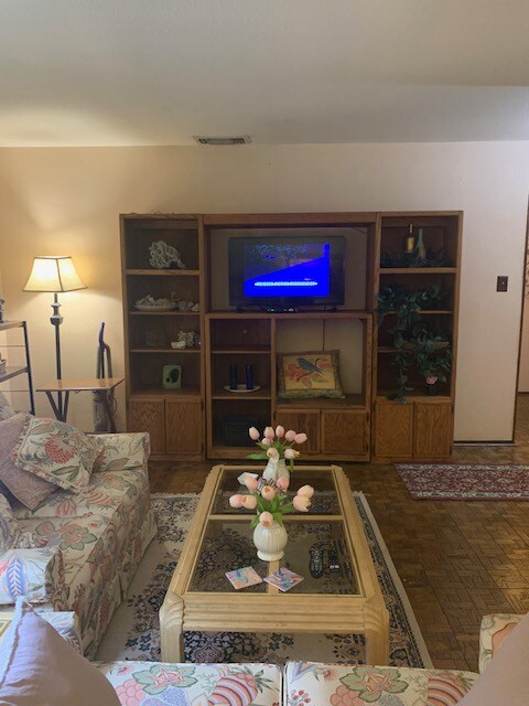 Building Photo - 4119 Medical Dr