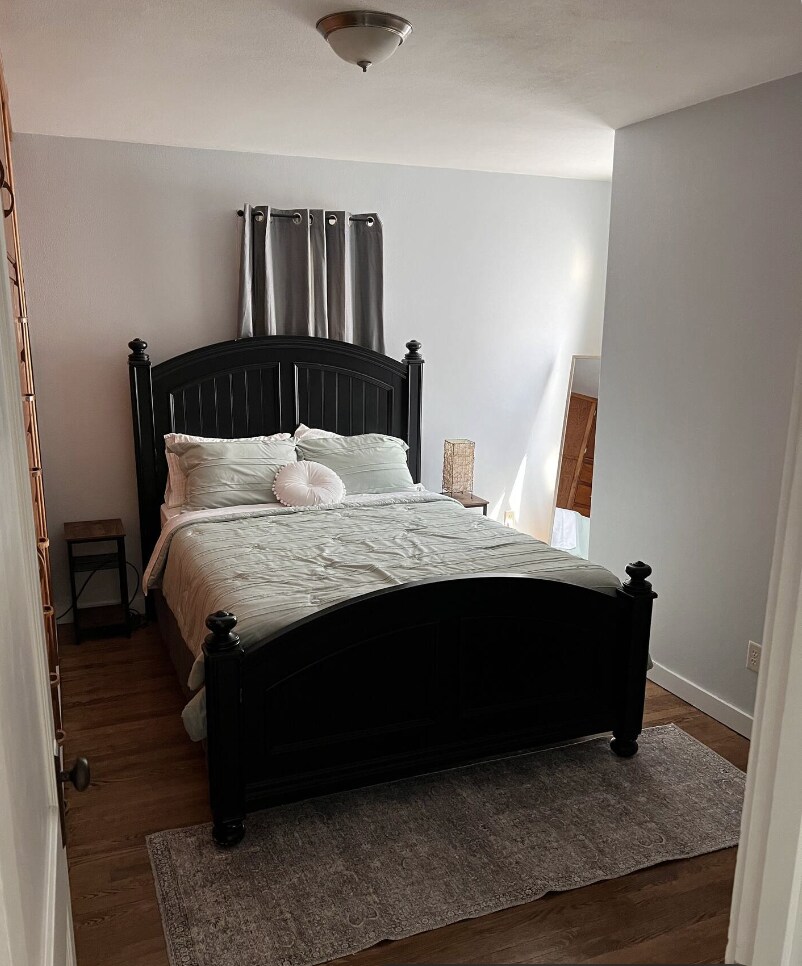 Building Photo - 111 N Black River St