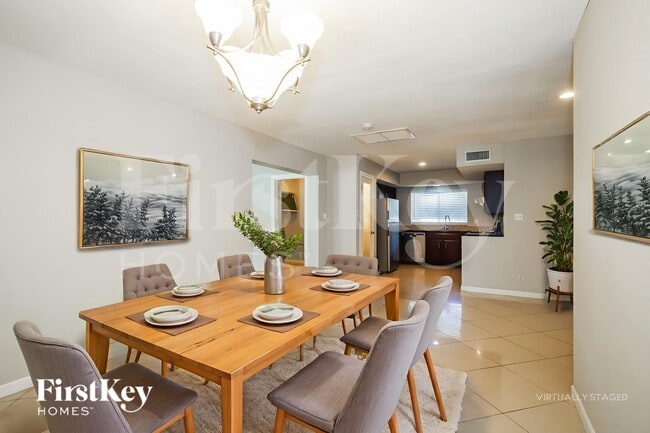 Building Photo - 6025 W Evans Dr