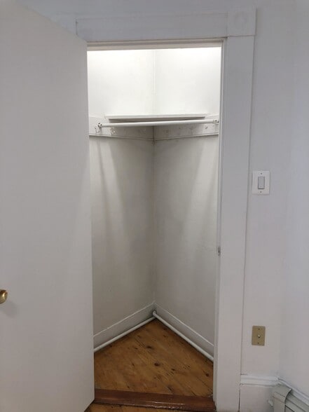 Building Photo - 44 Portsmouth St