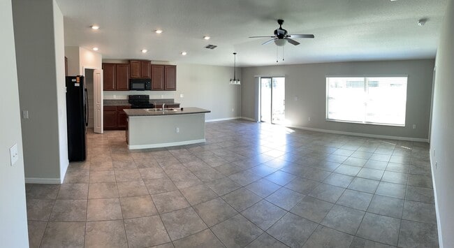 Building Photo - 7419 Rosy Periwinkle Ct