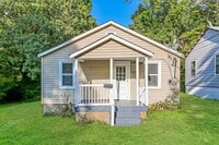 Building Photo - 1704 Lincoln Ave