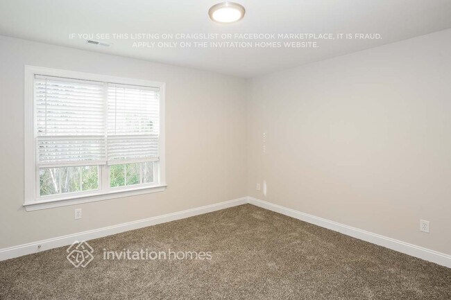 Building Photo - 9729 Willow Leaf Ln