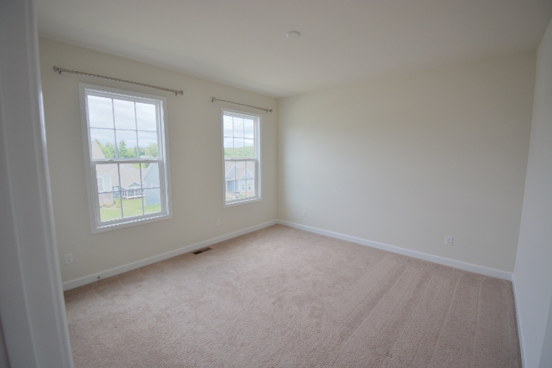 Building Photo - 710 Jefferson Cir NW