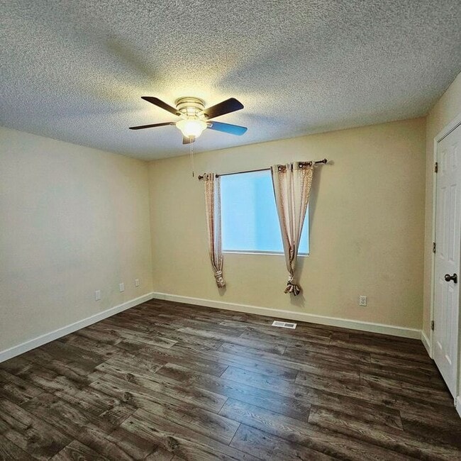 Building Photo - 4-Bedroom Home in Briargate Neighborhood!