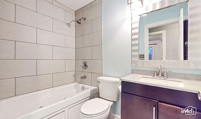 Building Photo - 239 Capitol Dr