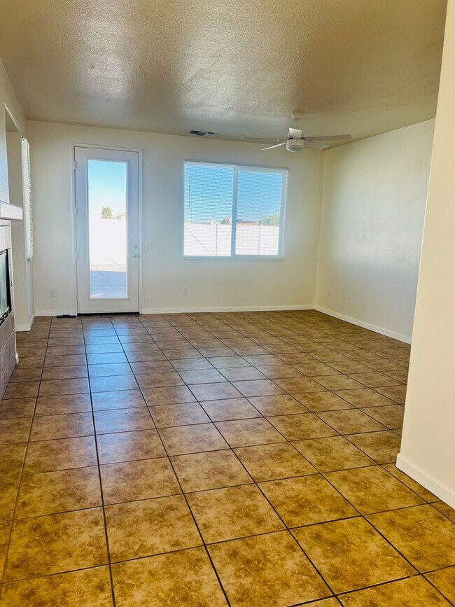 Building Photo - Charming Single-Story 3-Bedroom Home with Bonus Room