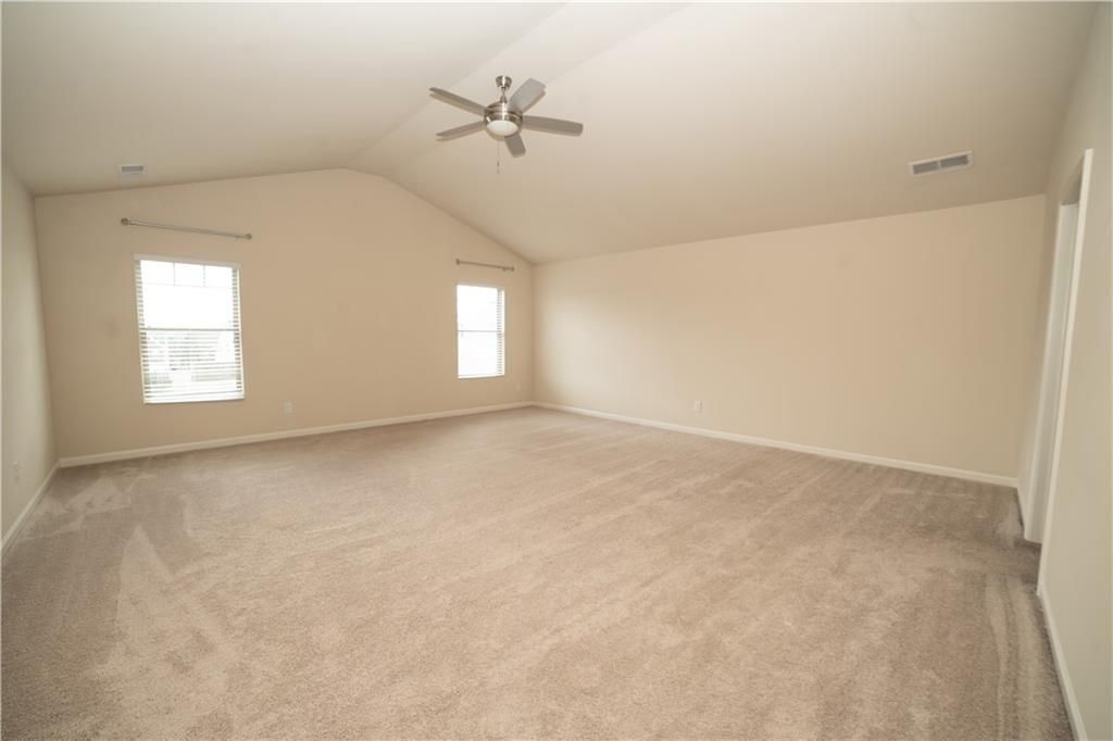 Building Photo - 376 Pernell