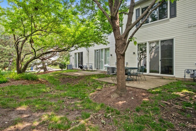 Building Photo - 2518 Arcadia Cir