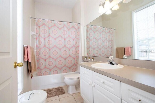 Building Photo - 201 Longview Ave