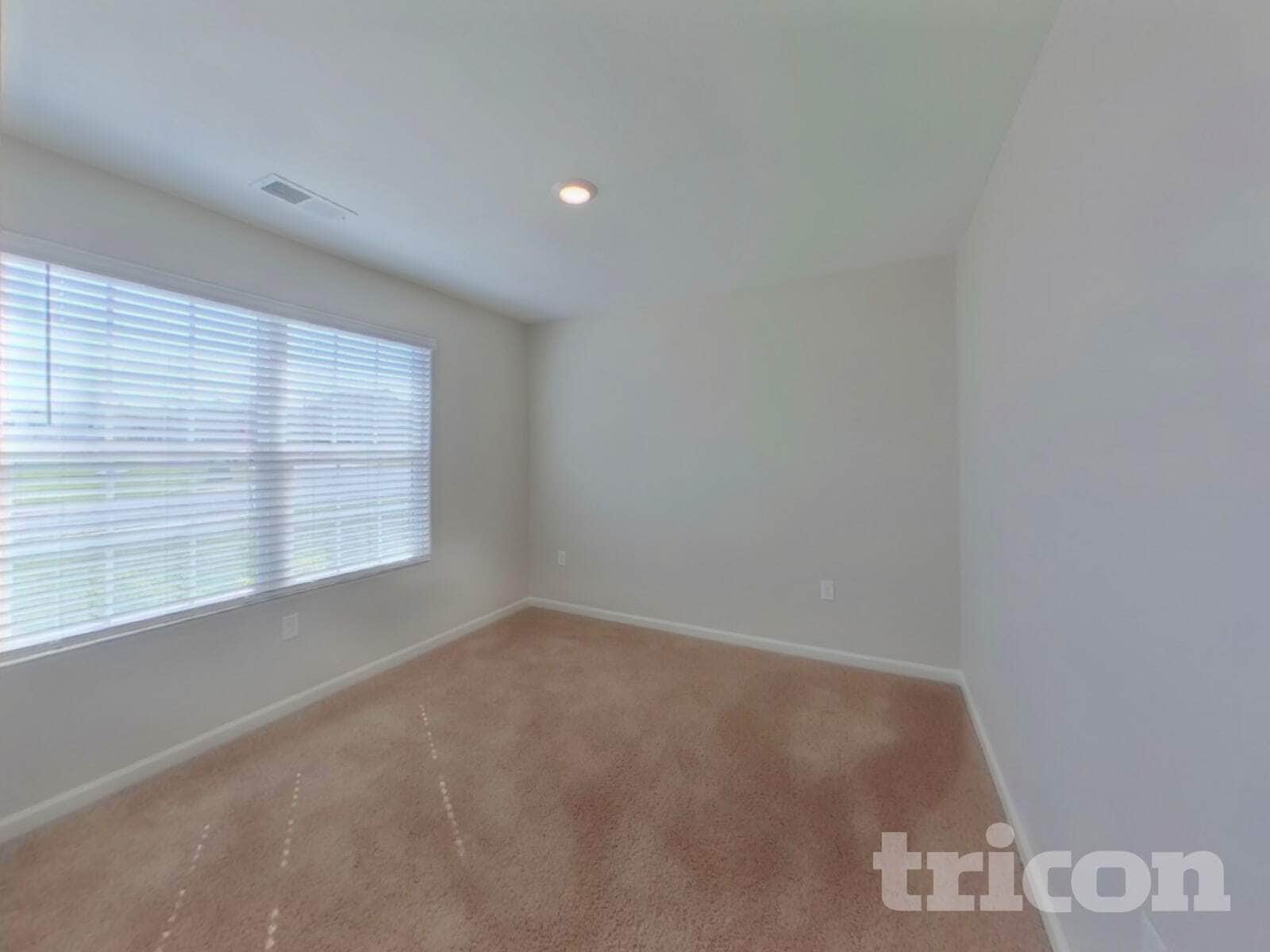 Building Photo - 315 Kenyon Dr