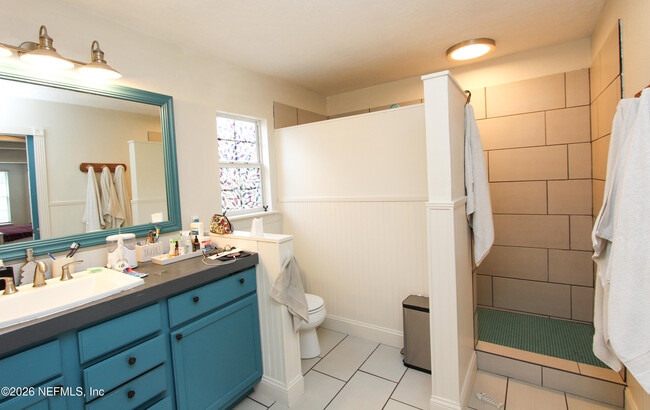 Building Photo - 1448 Heather Ct