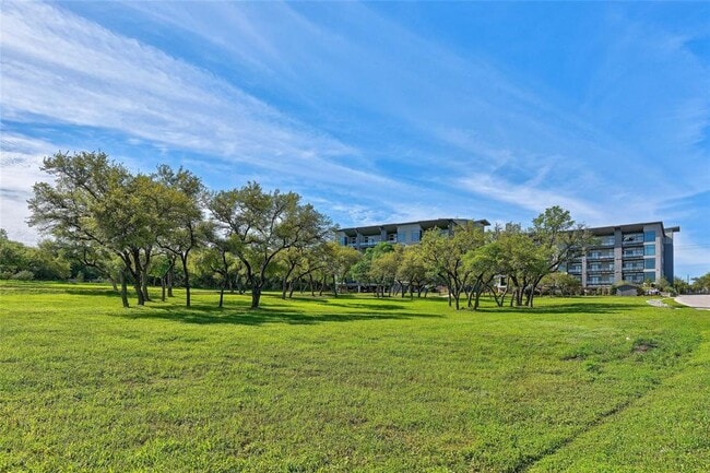 Building Photo - 5921 Hiline Rd