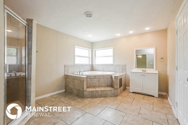 Building Photo - 574 Sundown Ct