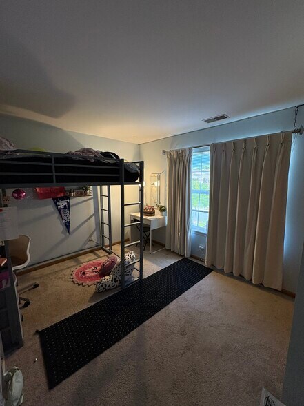 Bedroom 2 - 536 W Kristina Ln