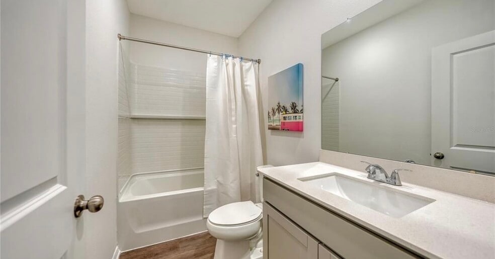 Building Photo - 4425 Boxelder Ave