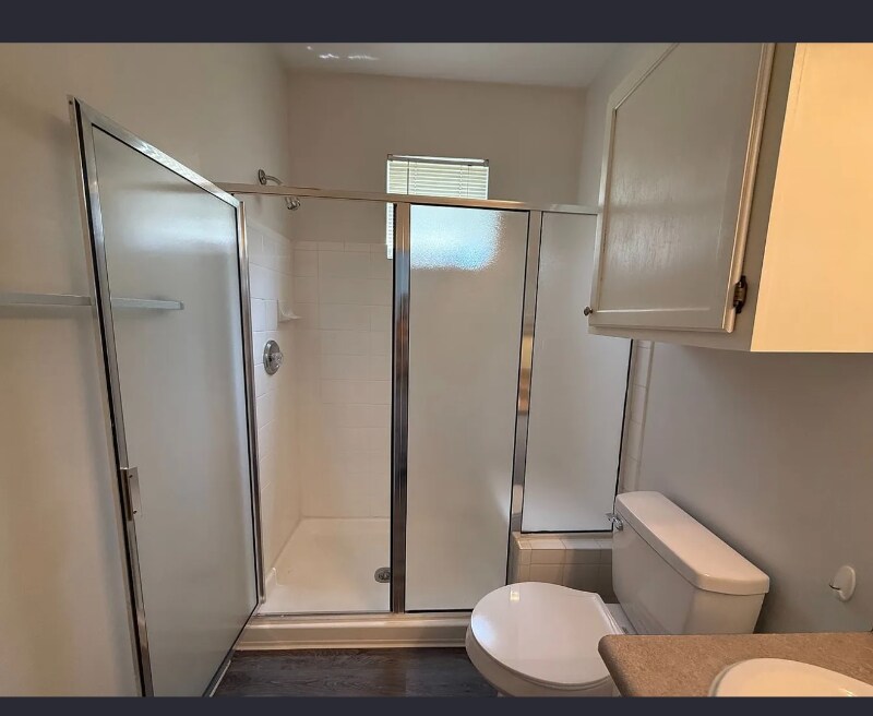 Building Photo - 925 Dorchester Pl