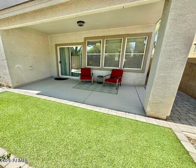 Building Photo - 4235 E Betsy Ln