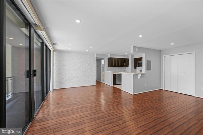 Building Photo - 4 S Van Dorn St