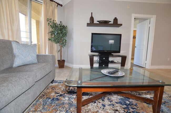 Building Photo - Meridian Furnished 2 Bd / 2 Ba Luxury Condo, Newly Renovated