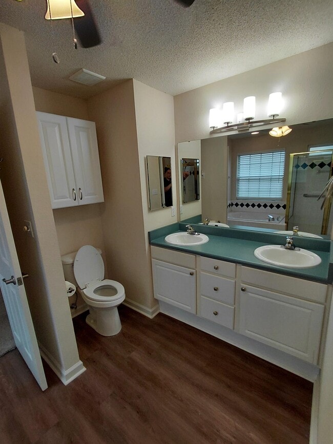 Building Photo - 1308 Fern Hill Ct