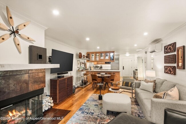 Building Photo - 205 E Durant Ave