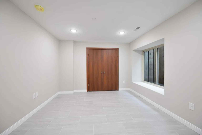 Building Photo - 616 N 40th St