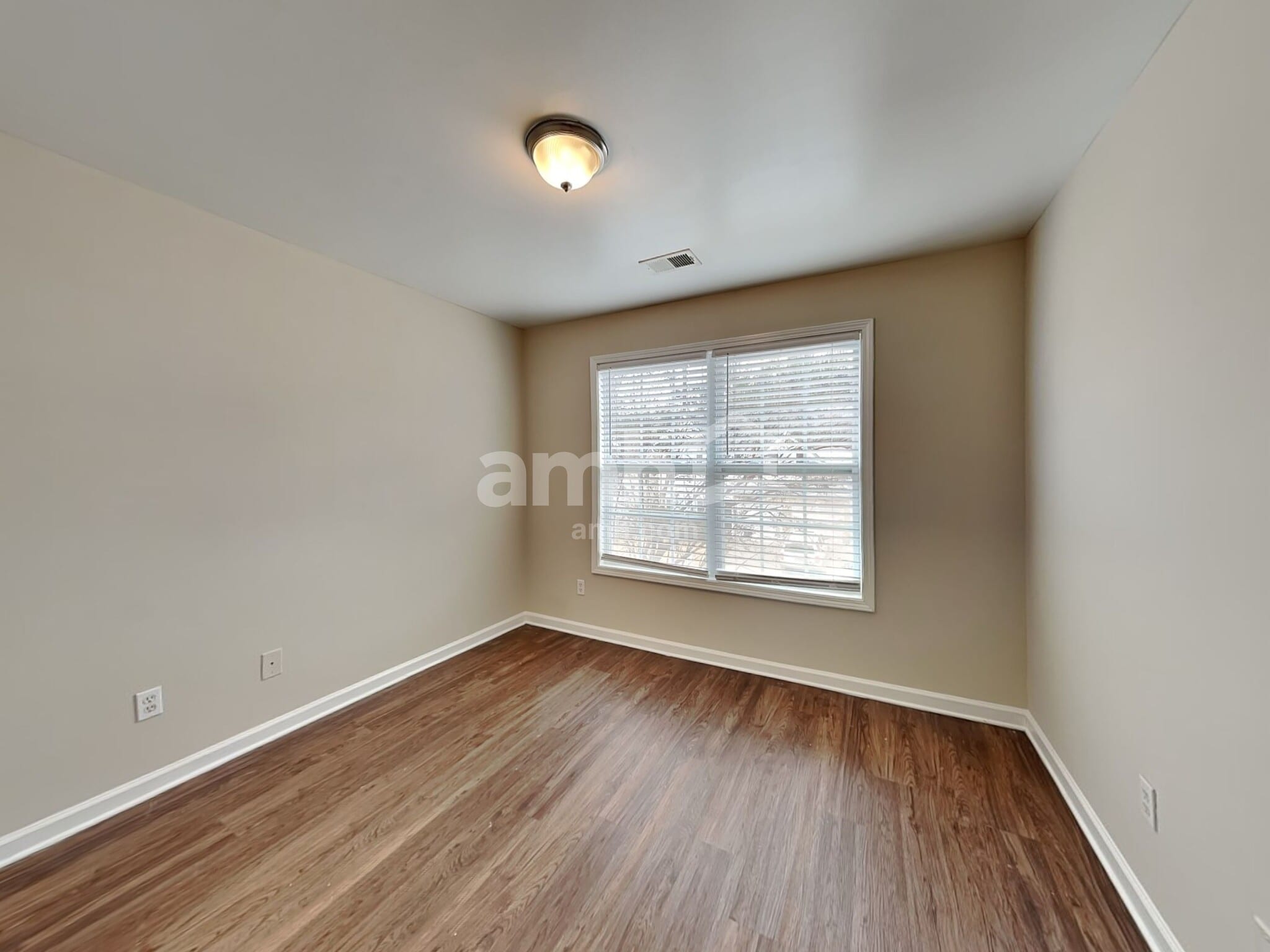 Building Photo - 17 Brookvalley Ct W