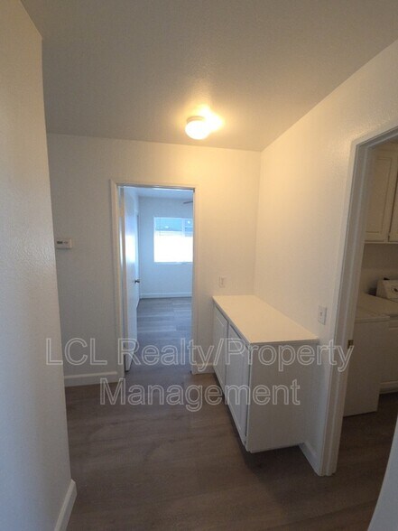 Building Photo - 1510 Sunnybank Dr