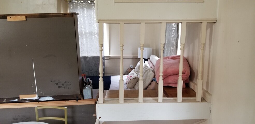 Building Photo - 1105 Glenfield Rd