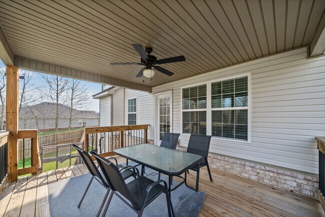 Building Photo - 1084 Barnhill Rd