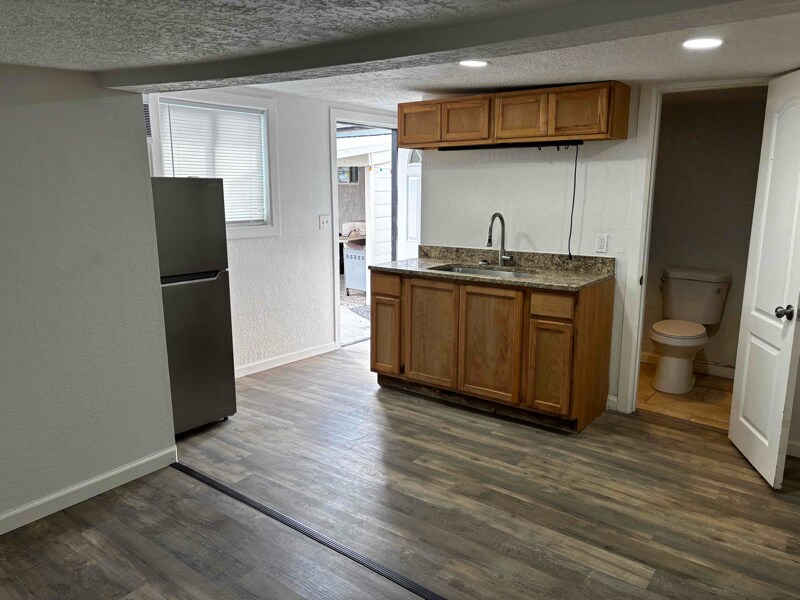 Building Photo - 1325 San Andres Ave NW